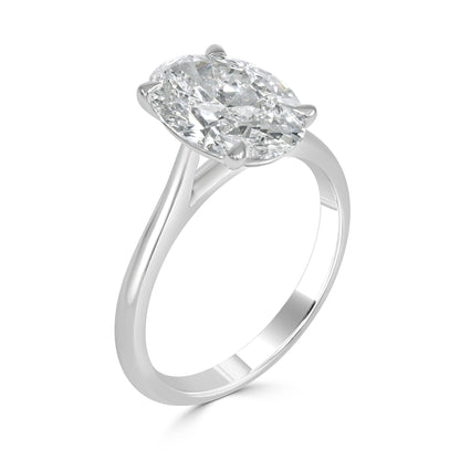 Lunara -Oval Lab Grown DiamondEngagement Ring