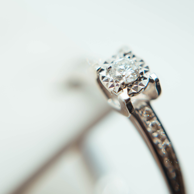 Choosing An Engagement Ring Diamonds International 2298